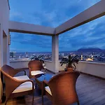 Wyndham Grand Hotel 5*