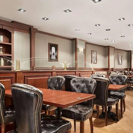 מלון Wyndham Grand קייסרי