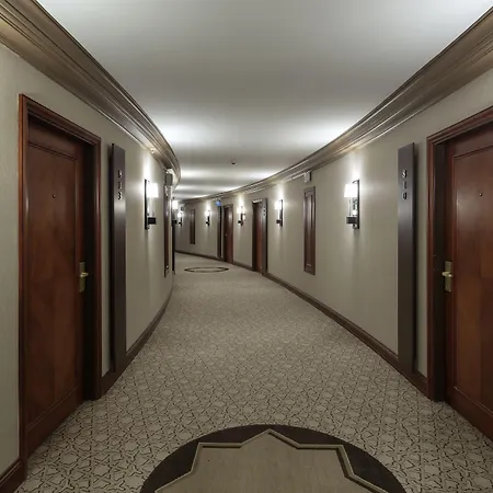 Wyndham Grand 5*