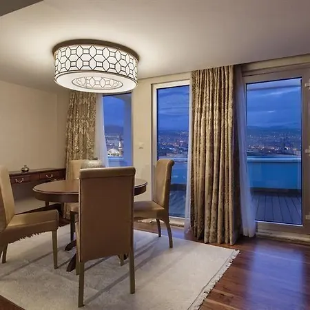 Wyndham Grand 5* קייסרי