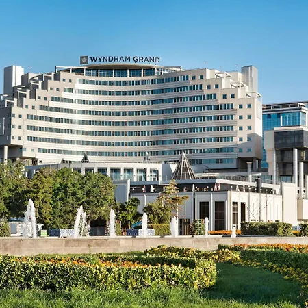 Wyndham Grand 5*