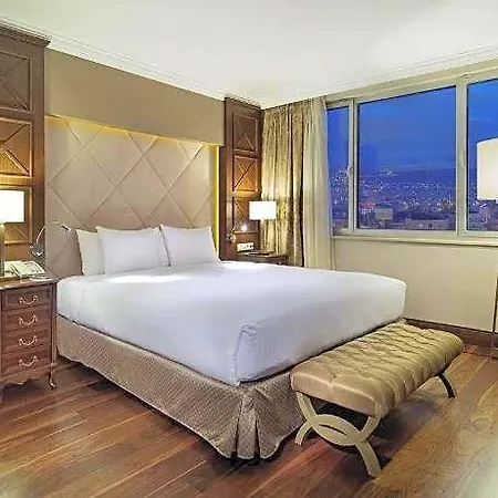 Wyndham Grand קייסרי