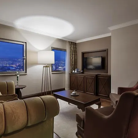 Szálloda Wyndham Grand 5*