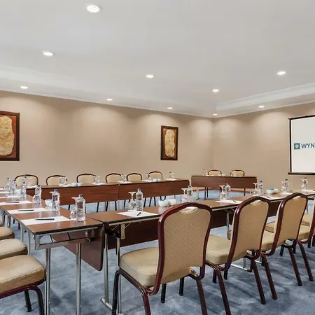 Wyndham Grand 5*
