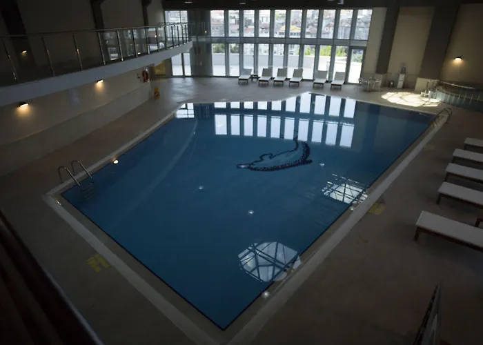 Wyndham Grand Hotel 5*