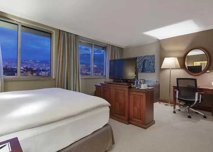 Wyndham Grand Hotel 5*