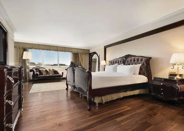 Wyndham Grand מלון קייסרי